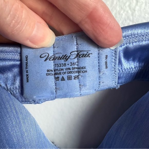 Vanity Fair Illuminations Bra Blue - Picture 5 of 9